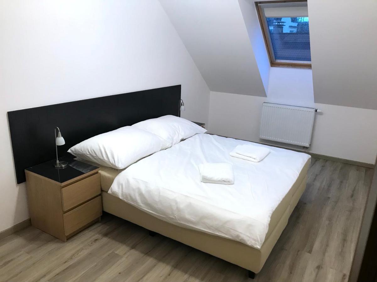 Valentine'S National Museum Apartments Прага Экстерьер фото